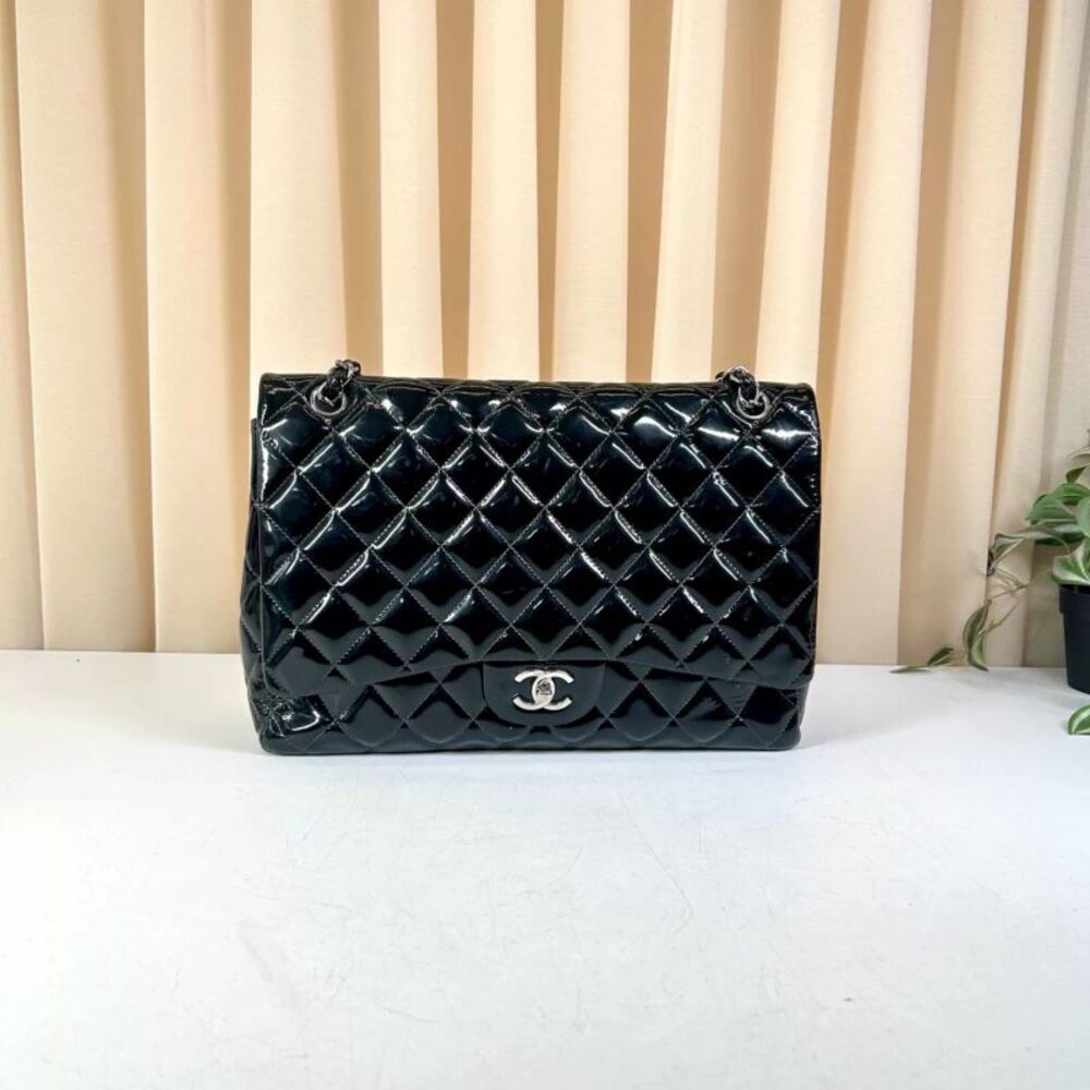 Chanel Women Pre-Loved Bag Very Good Condition